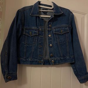 Crop jean jacket - medium/dark wash